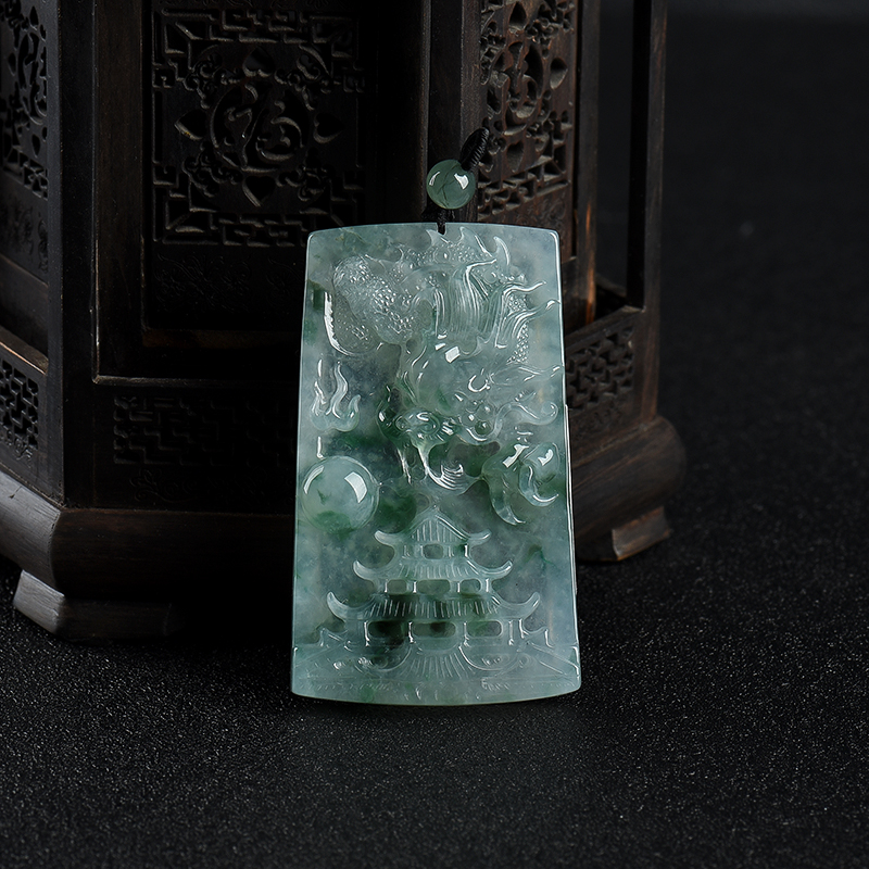 糯冰种飘花翡翠辰龙吊坠-红掌柜