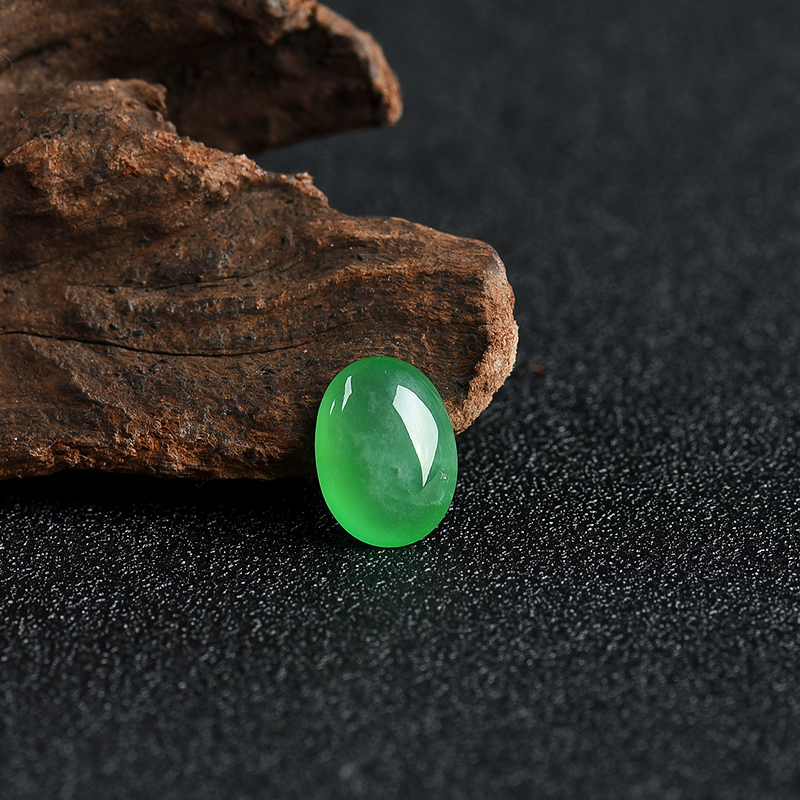 糯冰种阳绿翡翠戒面-红掌柜