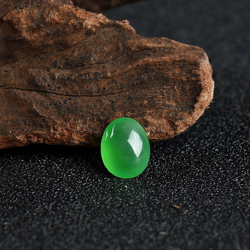 糯冰种阳绿翡翠戒面-红掌柜