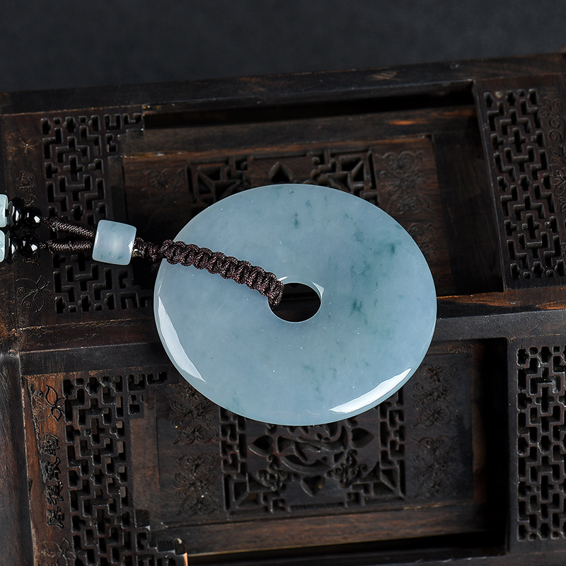 糯冰种飘花翡翠吊坠-红掌柜