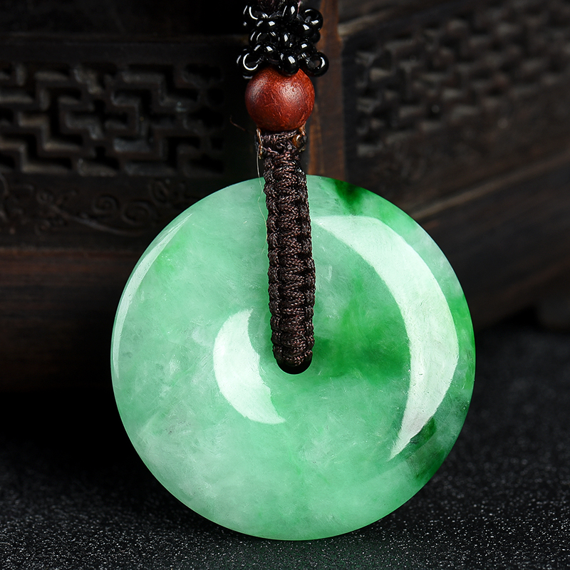 豆种飘翠翡翠吊坠-红掌柜