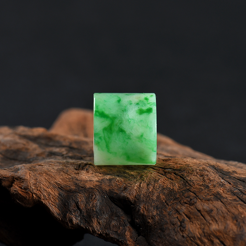 天然豆种飘翠翡翠路路通吊坠-红掌柜