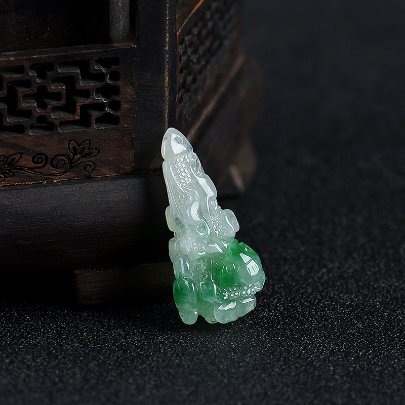 飘翠翡翠百财吊坠-红掌柜