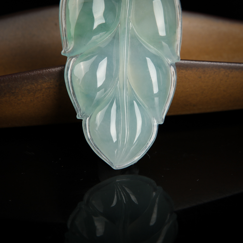 糯种翡翠金枝玉叶吊坠-红掌柜