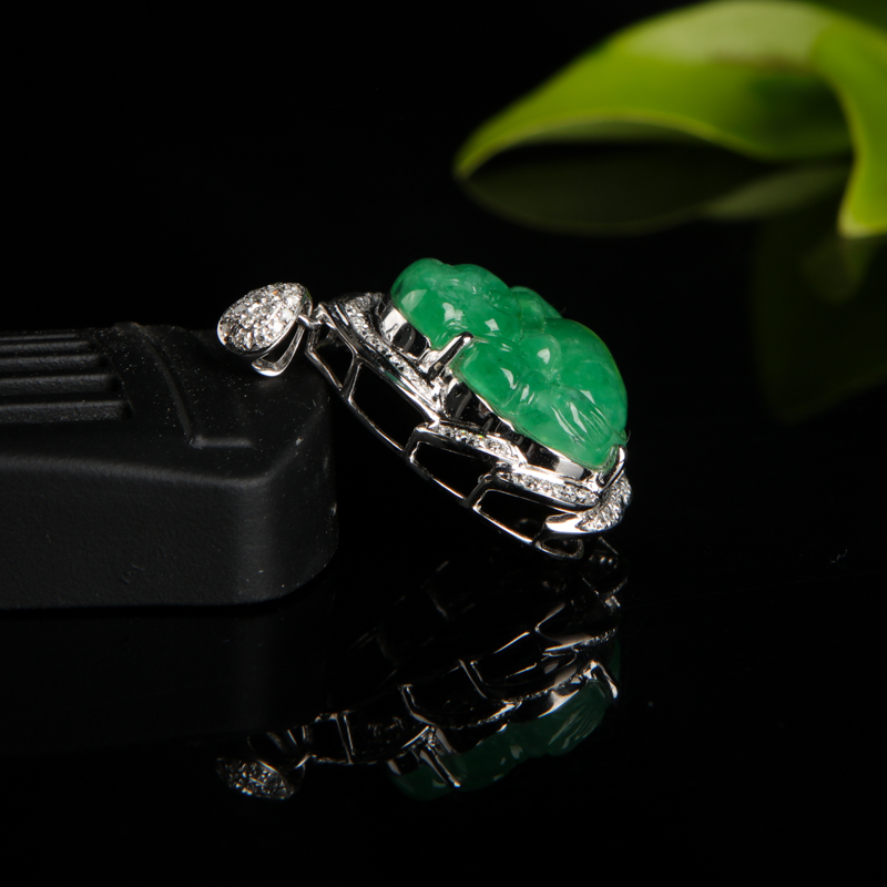 18k豆种翡翠佛吊坠-红掌柜