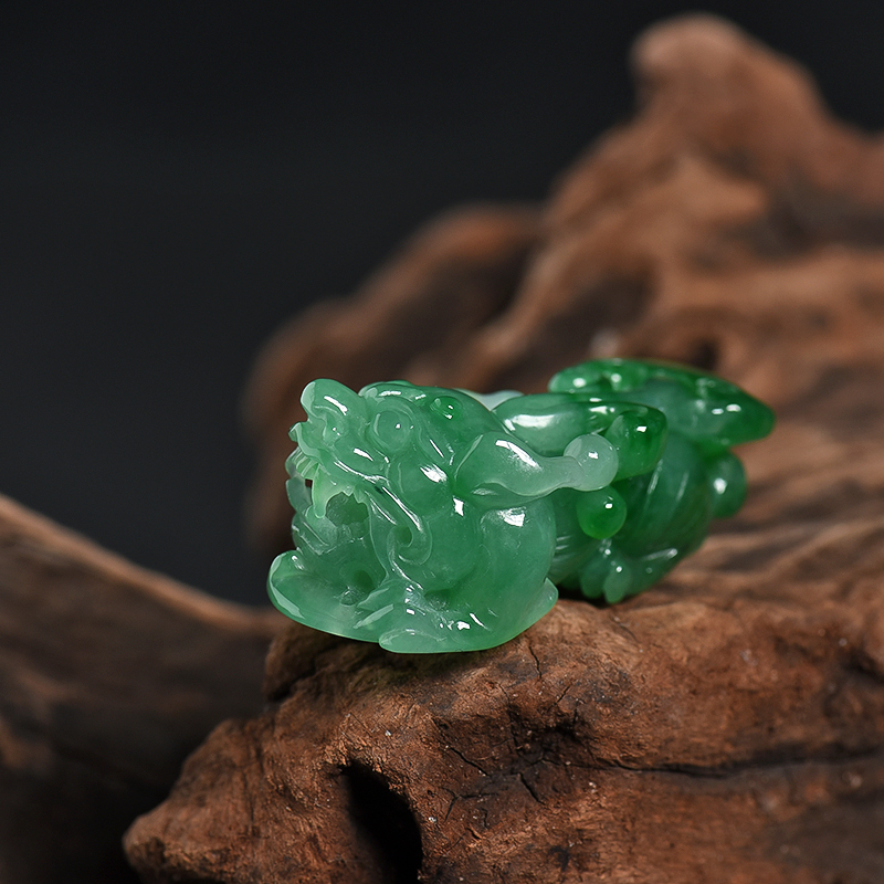 翡翠貔貅吊坠-红掌柜