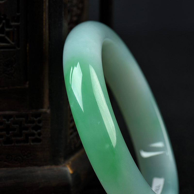 天然A货糯冰种翠绿翡翠手镯-红掌柜