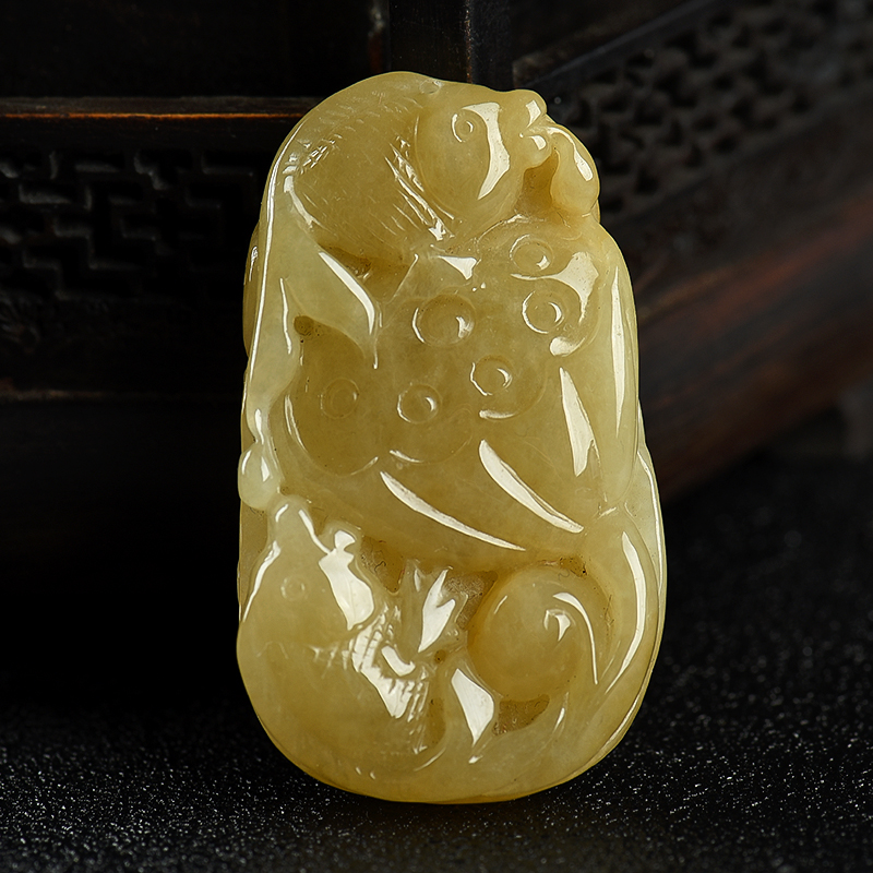 糯种黄翡年年有余吊坠-红掌柜