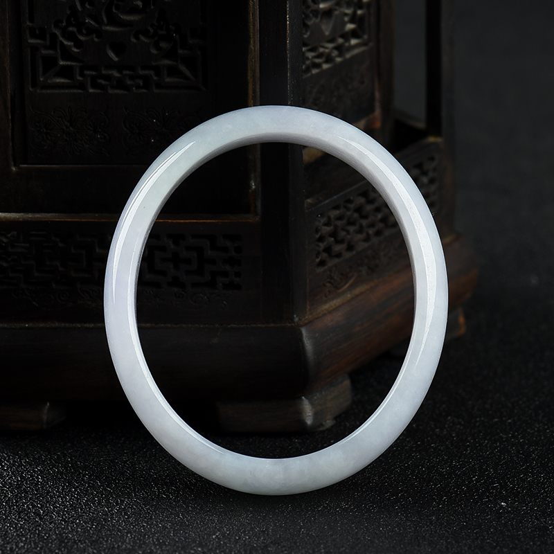 54.5mm豆种春带彩翡翠贵妃镯-红掌柜