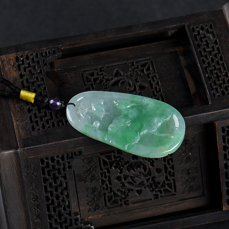 糯种飘翠翡翠吊坠-红掌柜