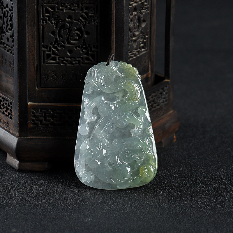 缅甸天然糯种俏色翡翠龙牌吊坠-红掌柜