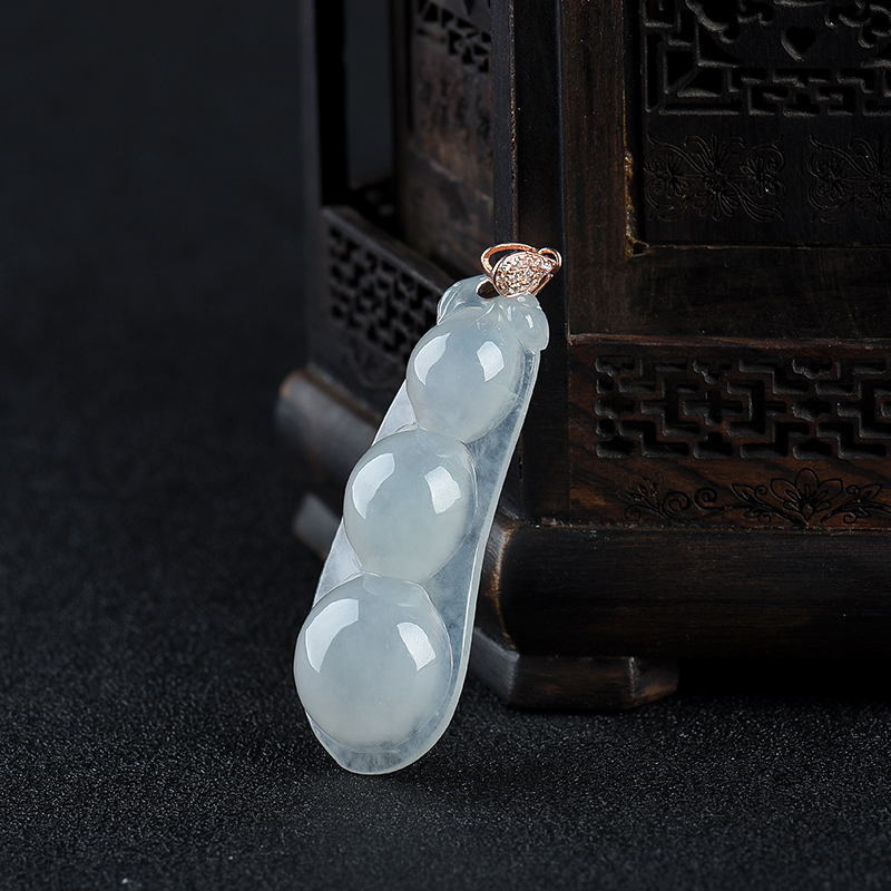 糯种翡翠吊坠-红掌柜