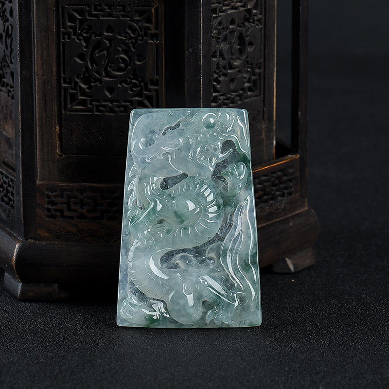 糯冰种飘花翡翠辰龙吊坠-红掌柜