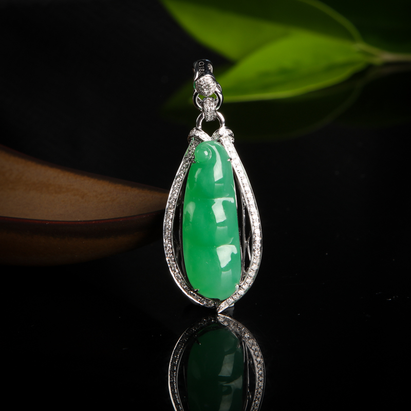 18K糯种阳绿翡翠连中三元吊坠-红掌柜