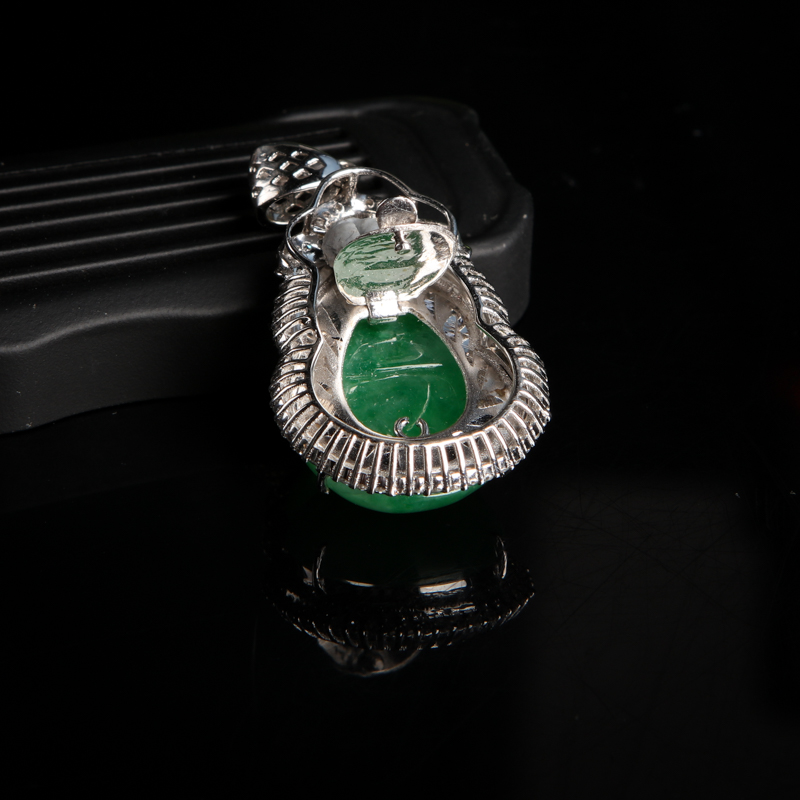 糯种翡翠葫芦吊坠-红掌柜