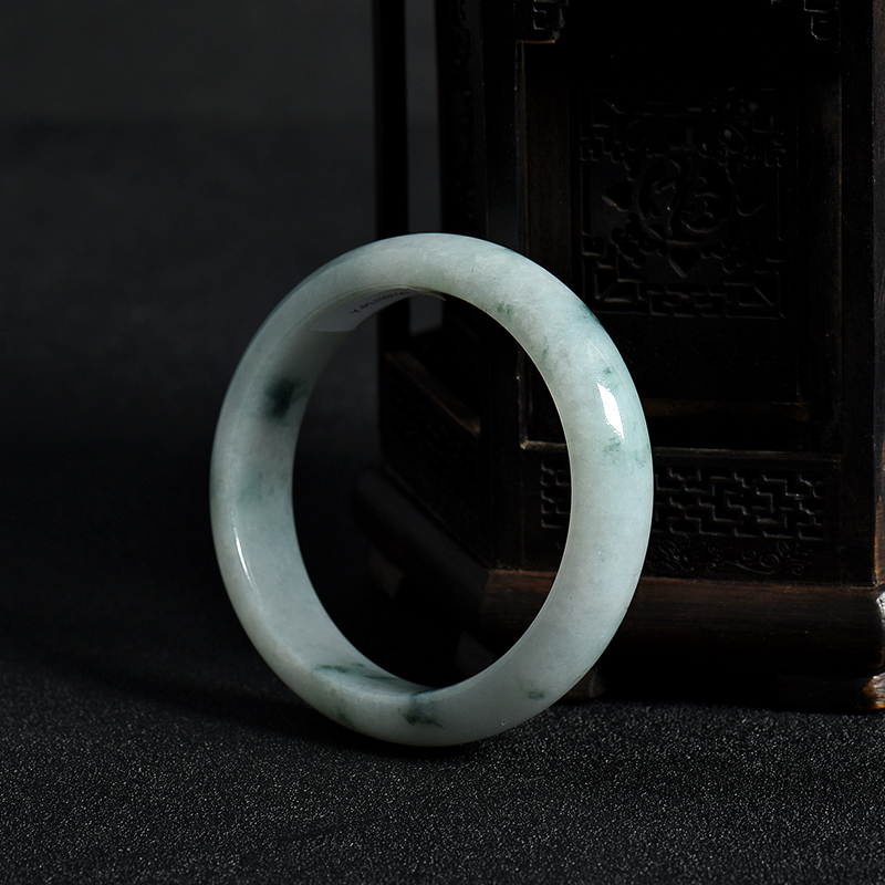 豆种飘花翡翠手镯-红掌柜