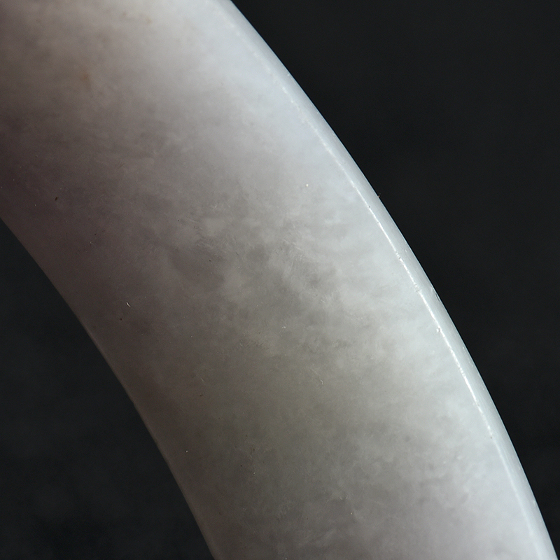 豆种浅色翡翠手镯-红掌柜