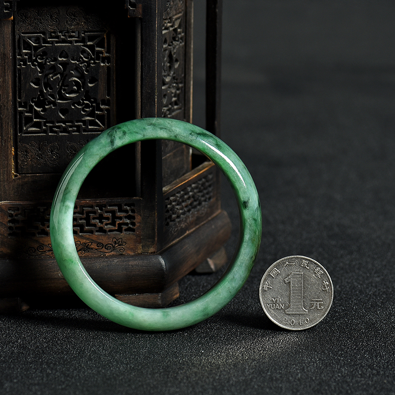 豆种翡翠手镯-红掌柜