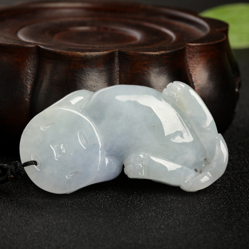 俏色翡翠貔貅吊坠-红掌柜