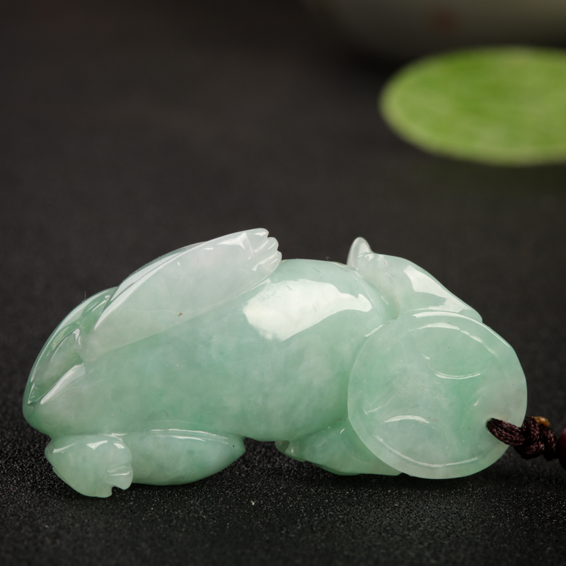 浅绿翡翠貔貅吊坠-红掌柜