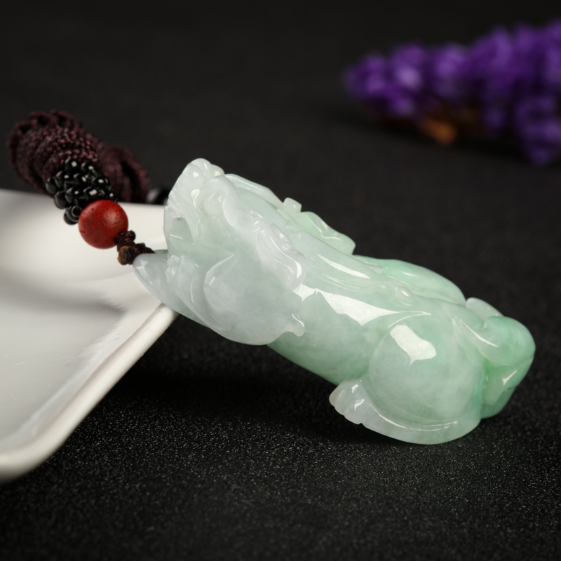 缅甸豆种飘翠翡翠貔貅吊坠-红掌柜
