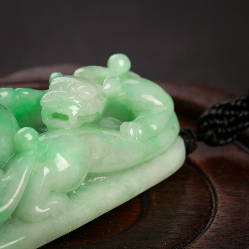 翡翠吊坠-红掌柜