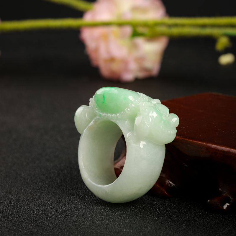 翡翠戒指-红掌柜
