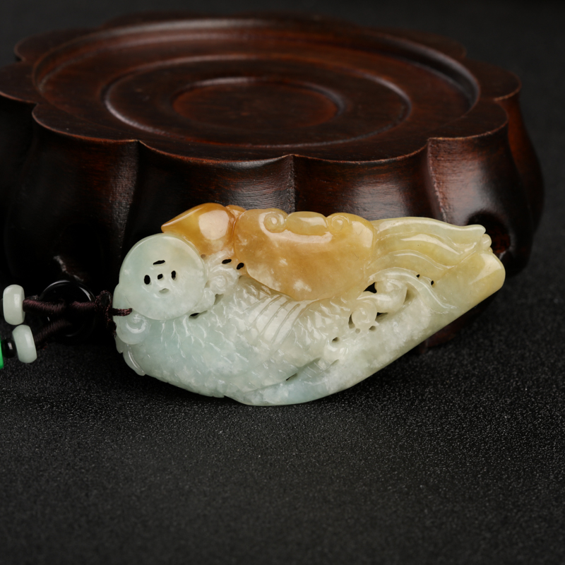 俏色翡翠英明神武吊坠-红掌柜