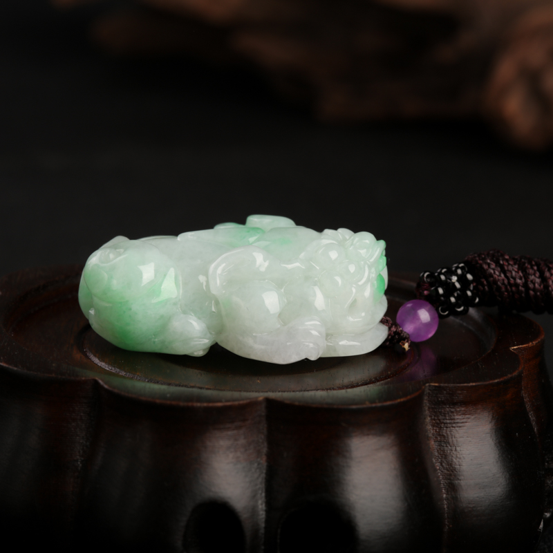 天然缅甸糯种飘翠翡翠貔貅吊坠-红掌柜