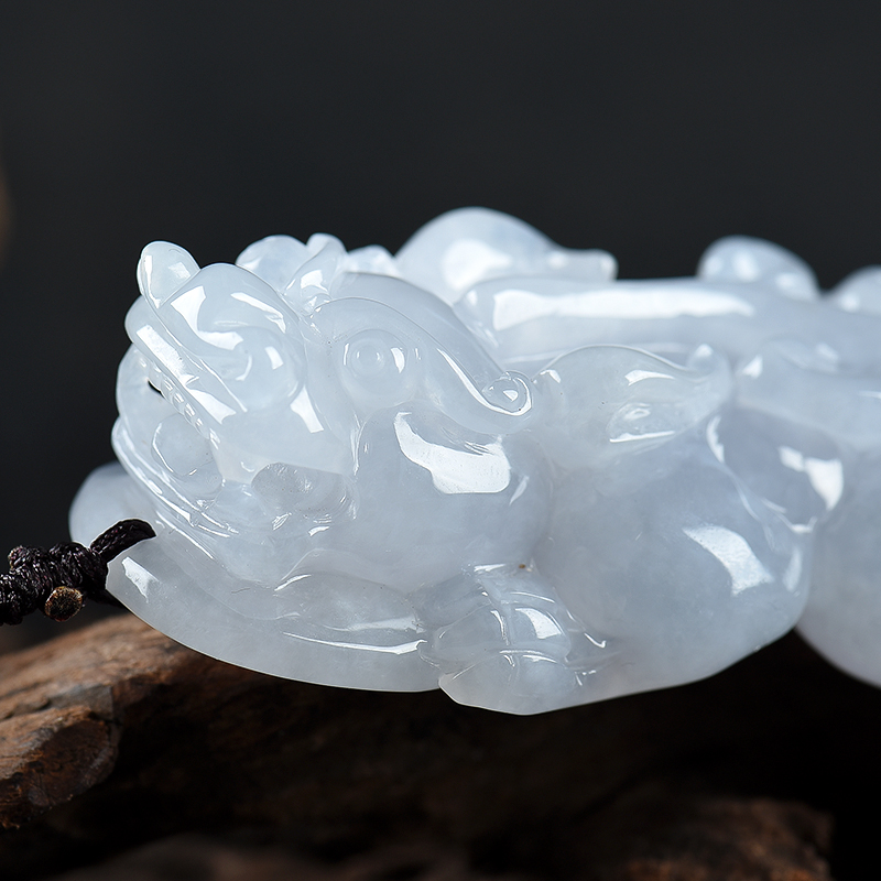 缅甸豆种翡翠貔貅吊坠-红掌柜