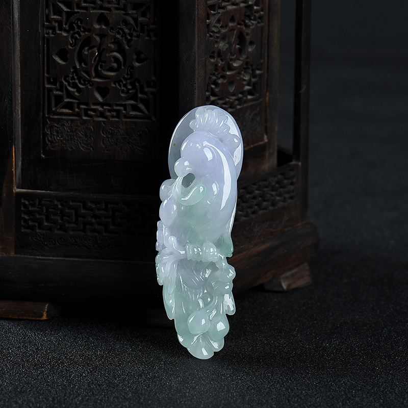 糯种春带彩翡翠英明神武吊坠-红掌柜