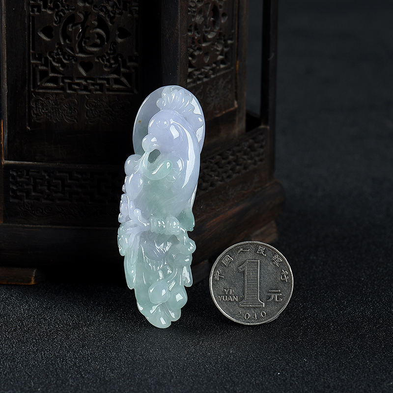 缅甸翡翠英明神武吊坠-红掌柜