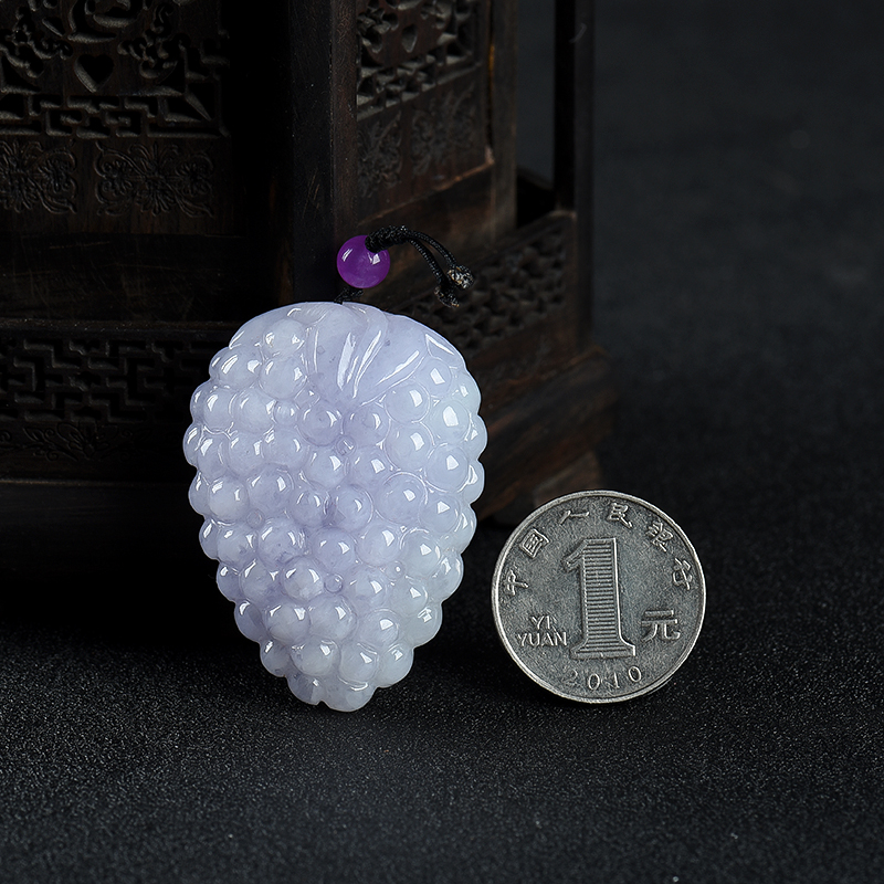 豆种翡翠多子多福吊坠-红掌柜