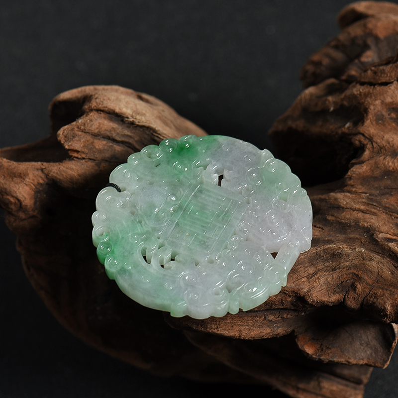 糯种翡翠雕花镂空龙牌-红掌柜