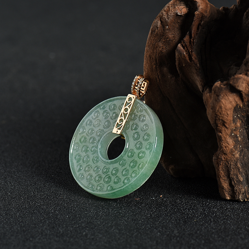 18K金镶钻浅绿翡翠平安扣吊坠-红掌柜