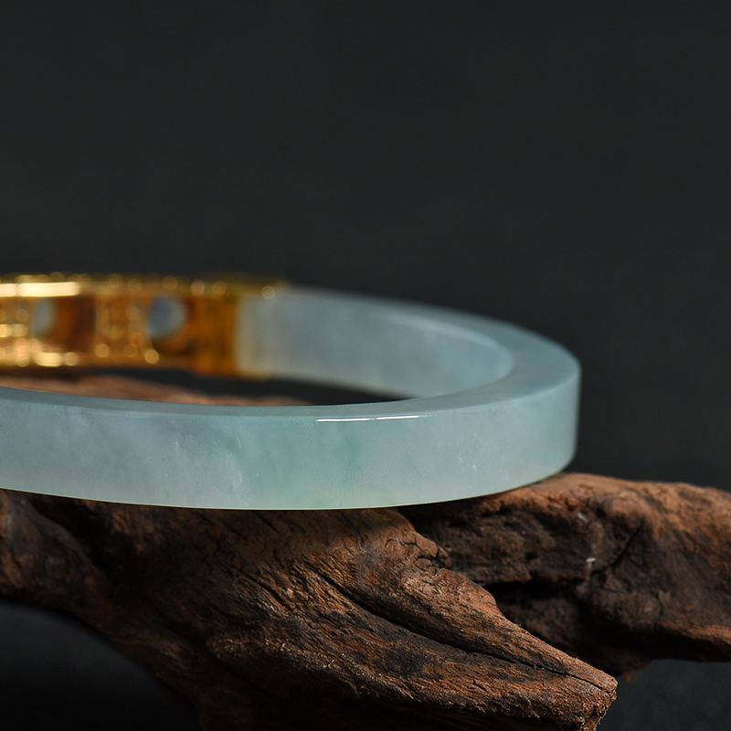 18K金镶糯冰种浅绿翡翠手镯-红掌柜