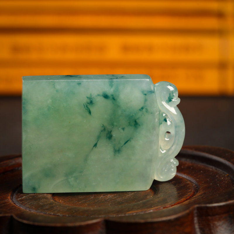 翡翠无事牌吊坠-红掌柜