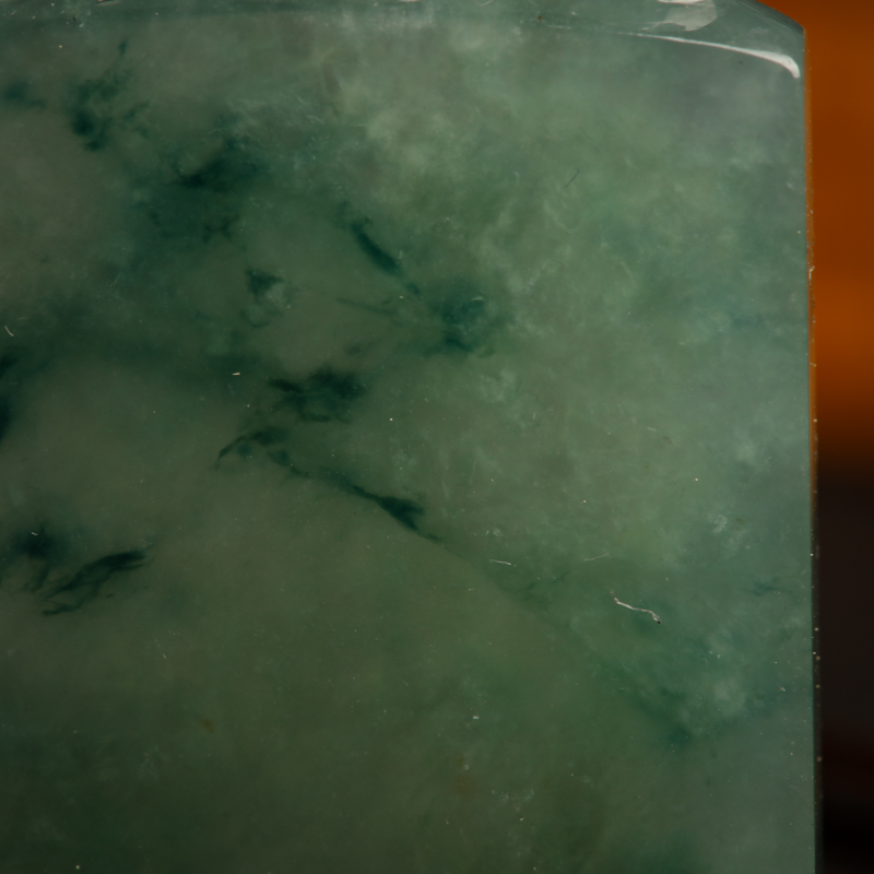 糯冰种飘花翡翠吊坠-红掌柜