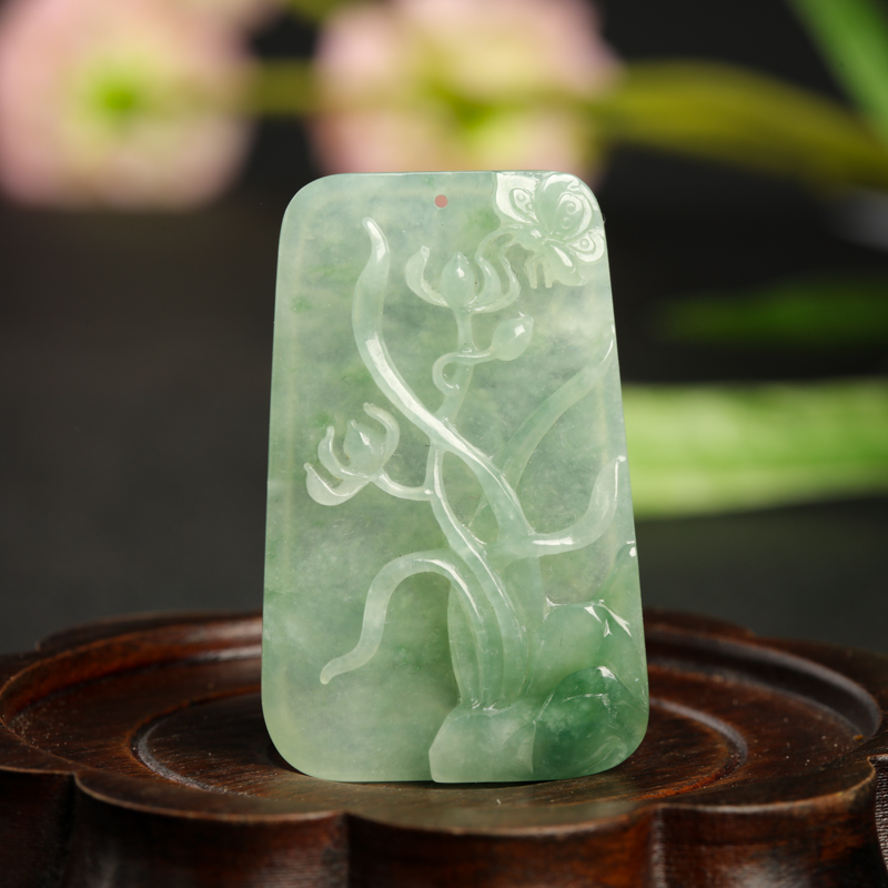 糯冰种浅绿翡翠蝶恋花吊坠-红掌柜