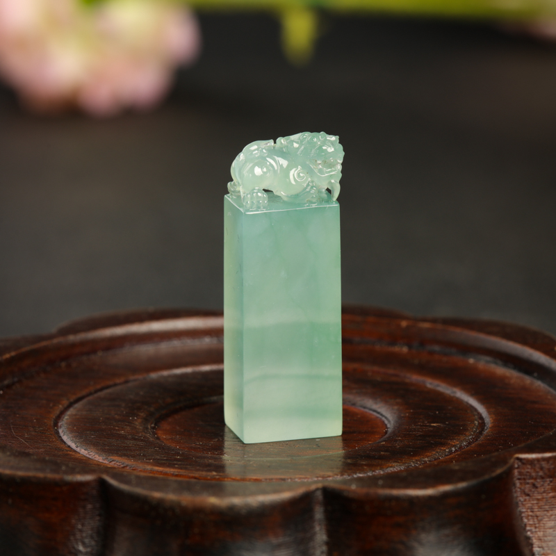 糯冰种蓝绿翡翠貔貅印章-红掌柜