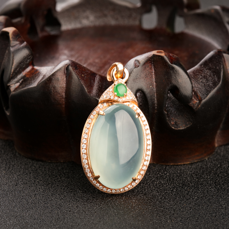 18K金镶钻糯冰种晴水翡翠吊坠-红掌柜