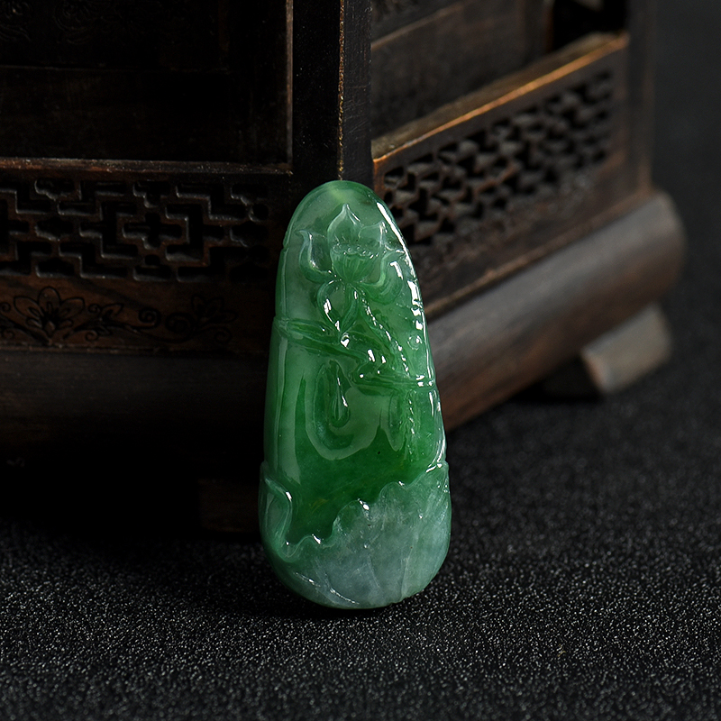 缅甸天然糯种翠绿翡翠一品清廉吊坠-红掌柜