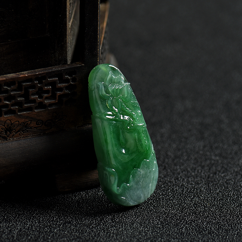 天然糯种翠绿翡翠一品清廉吊坠-红掌柜