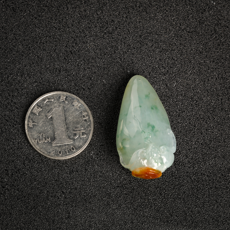 天然俏色翡翠福瓜吊坠 - 红掌柜