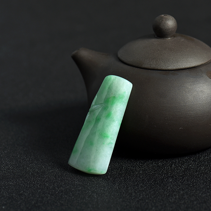 缅甸糯种飘翠翡翠节节高升吊坠-红掌柜