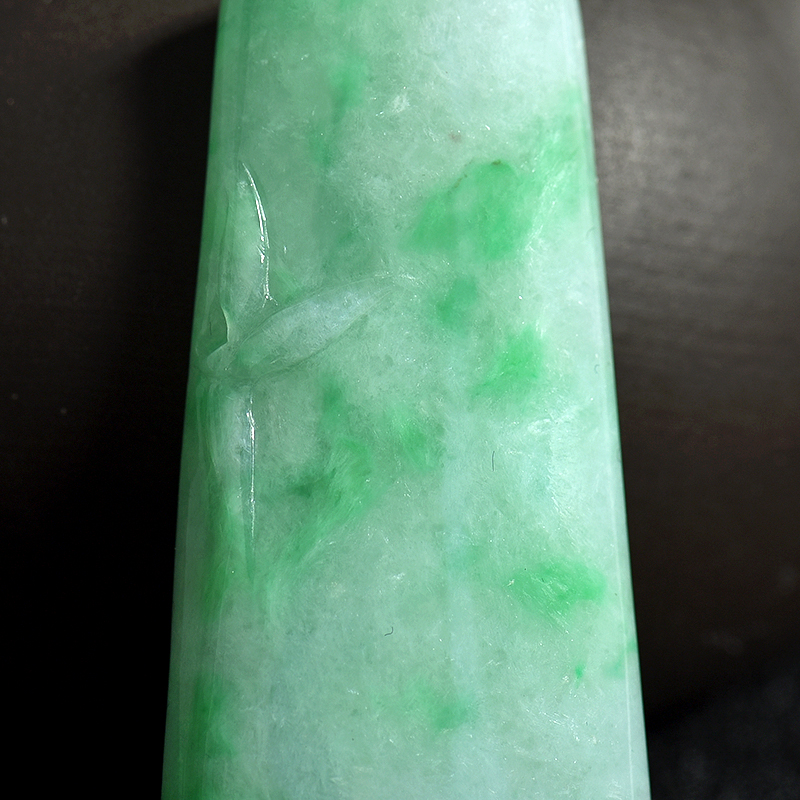 缅甸天然糯种飘翠翡翠吊坠-红掌柜