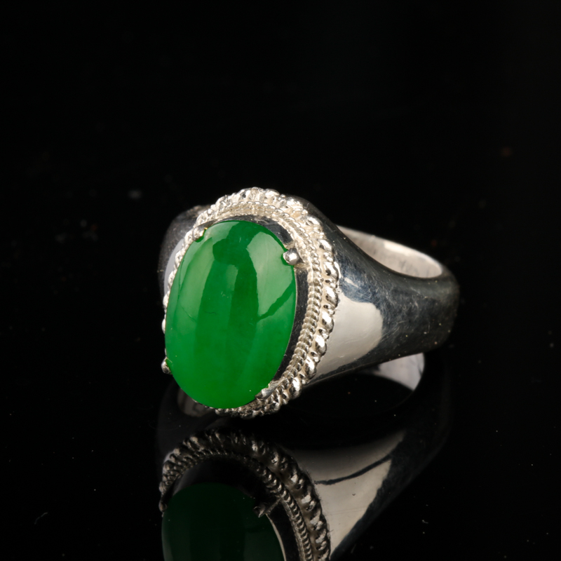 缅甸糯冰种翠绿翡翠戒面-红掌柜