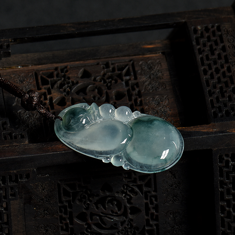 翡翠葫芦吊坠-红掌柜