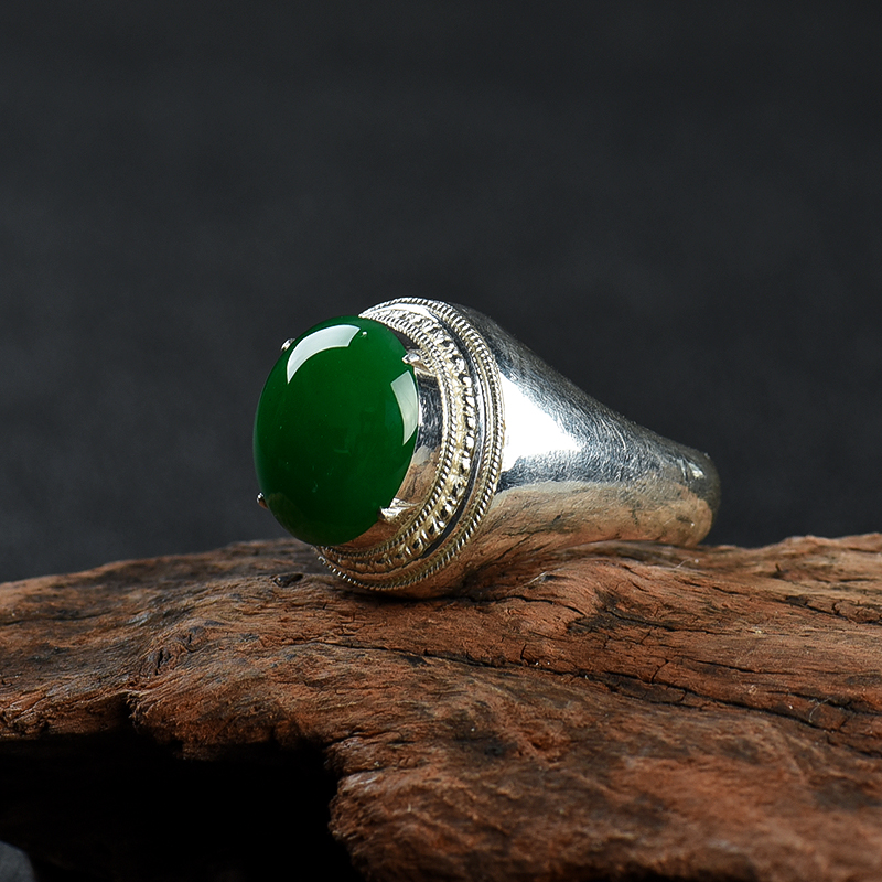 翠绿翡翠戒面-红掌柜