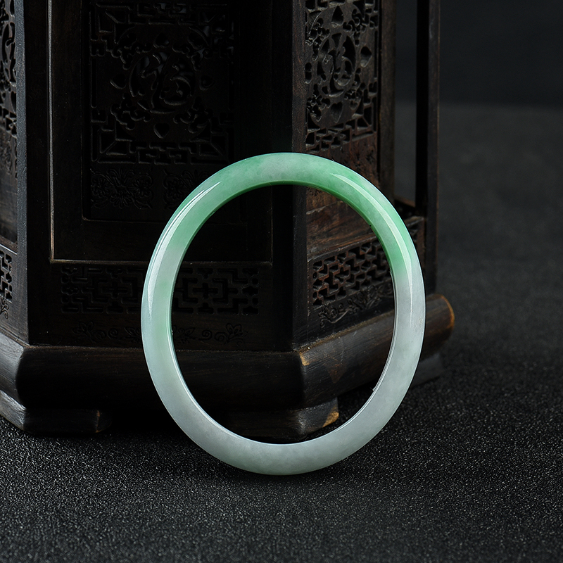 豆种飘翠翡翠贵妃镯-红掌柜